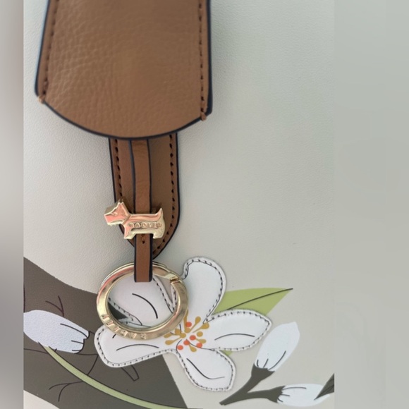 Radley London Liverpool Street 2.0 Orange Blossom Leather Multiway Ivory Handbag - Picture 13 of 16